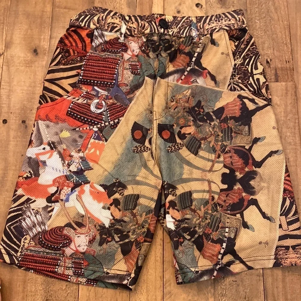 Iridium 77 Oriental perforated shorts